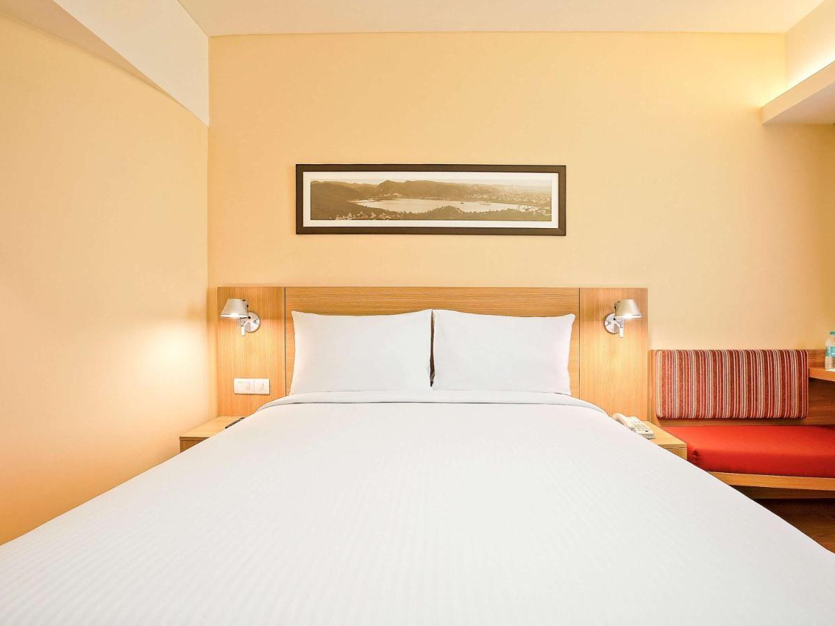 Hotel Ibis Bengaluru Hosur Road - An Accor Brand Zewnętrze zdjęcie