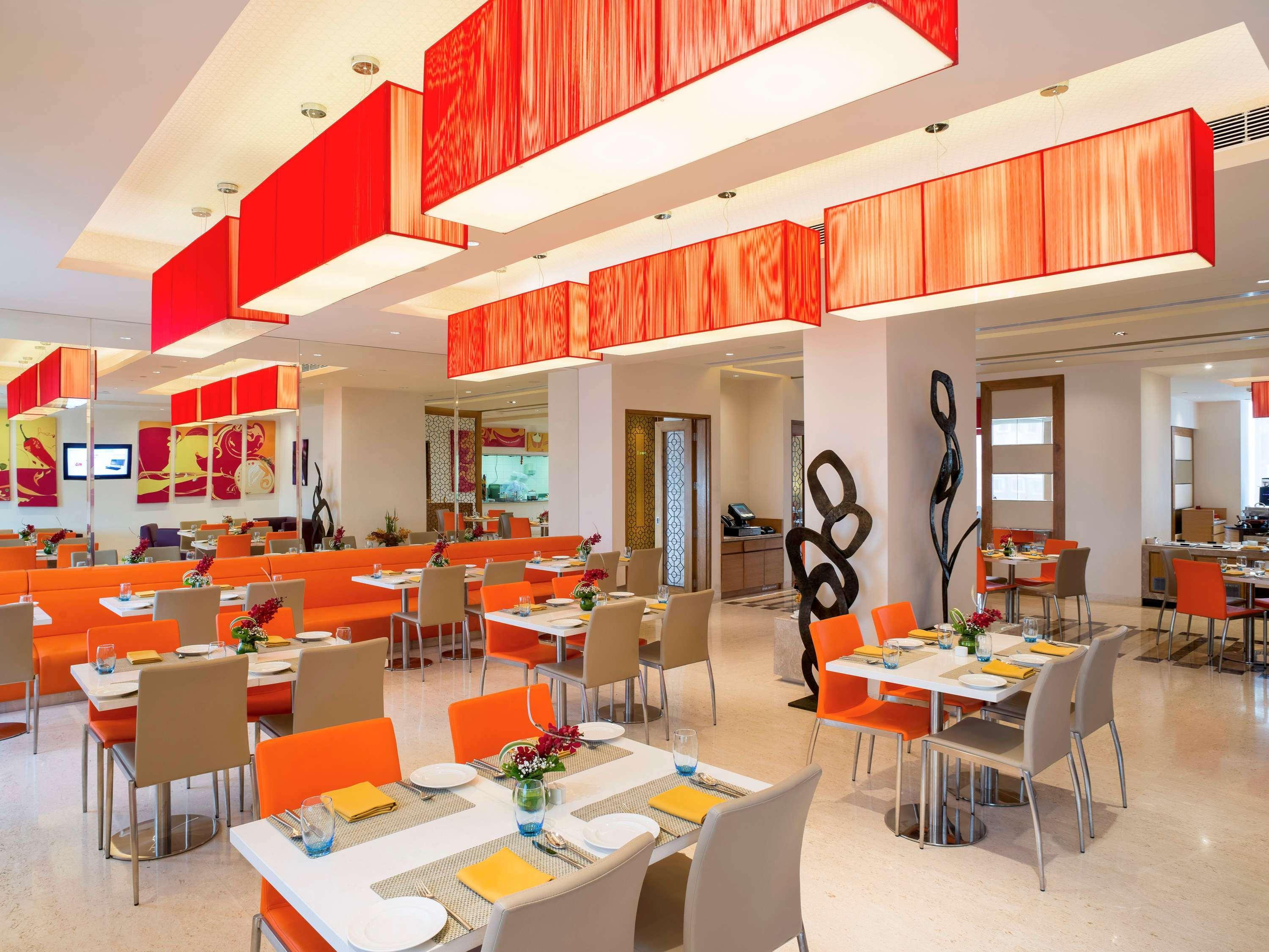 Hotel Ibis Bengaluru Hosur Road - An Accor Brand Zewnętrze zdjęcie